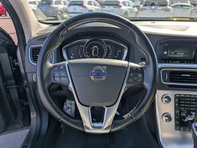 2017 Volvo S60 Cross Country T5