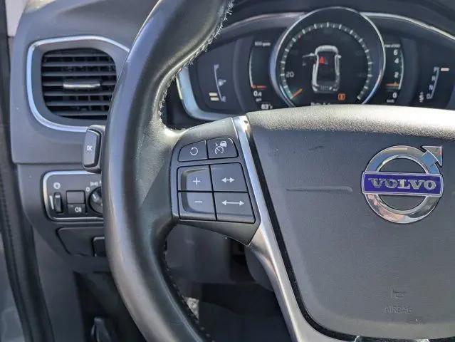 2017 Volvo S60 Cross Country T5