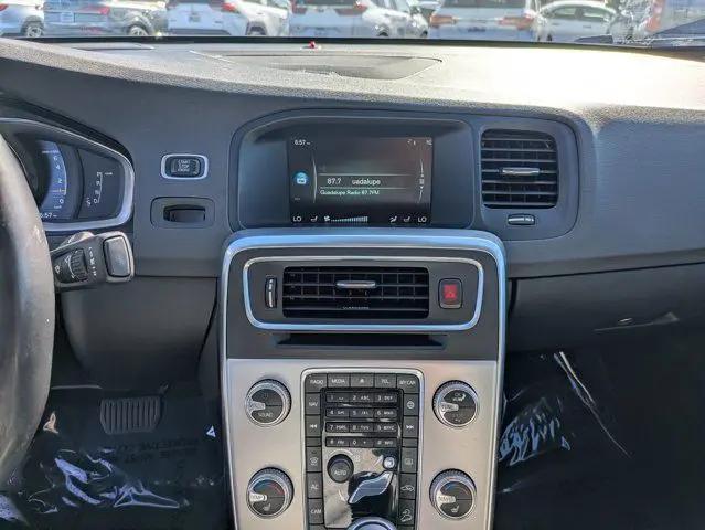 2017 Volvo S60 Cross Country T5