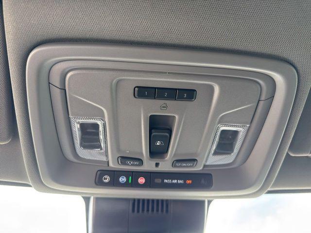 2024 Chevrolet Silverado 1500 4WD Crew Cab Short Bed LT