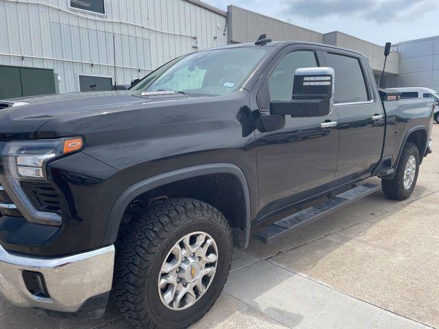 2024 Chevrolet Silverado 2500HD 4WD Crew Cab Standard Bed LTZ