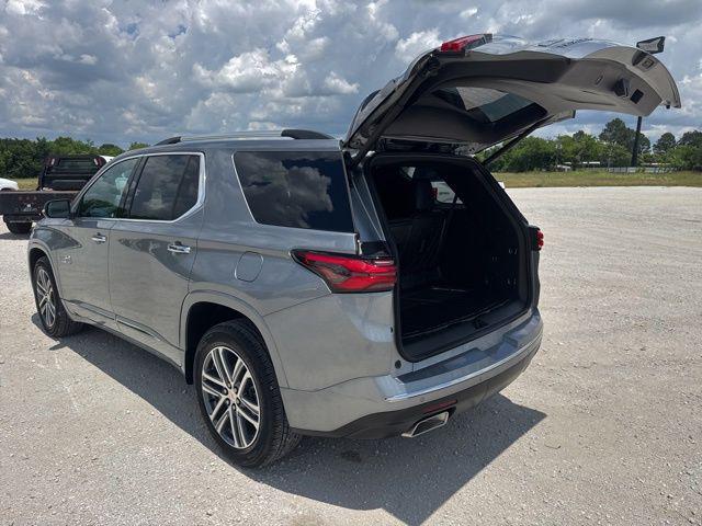 2023 Chevrolet Traverse FWD High Country