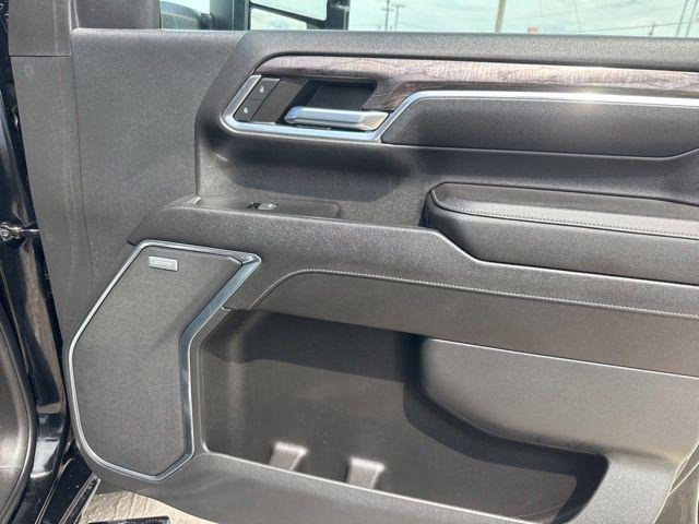 2024 Chevrolet Silverado 2500HD 4WD Crew Cab Standard Bed LTZ