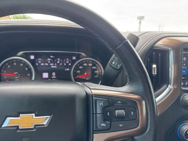 2022 Chevrolet Silverado 1500 4WD Crew Cab Short Bed High Country
