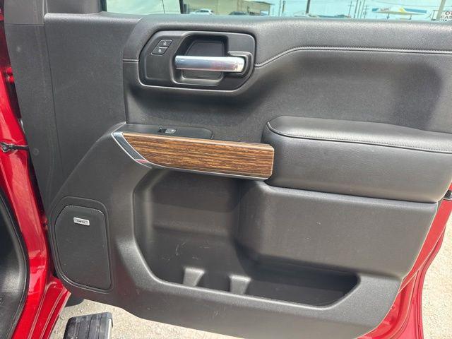 2022 Chevrolet Silverado 1500 4WD Crew Cab Short Bed High Country