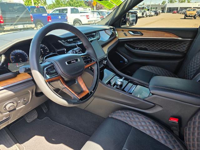 2025 Jeep Grand Cherokee L Summit Reserve 4x4