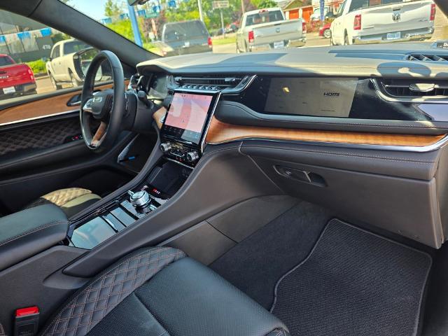 2025 Jeep Grand Cherokee L Summit Reserve 4x4