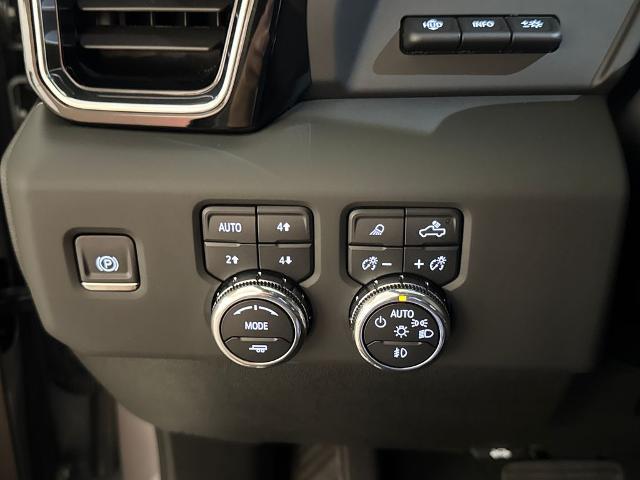 2025 GMC Sierra 2500HD 4WD Crew Cab Standard Bed Denali Ultimate