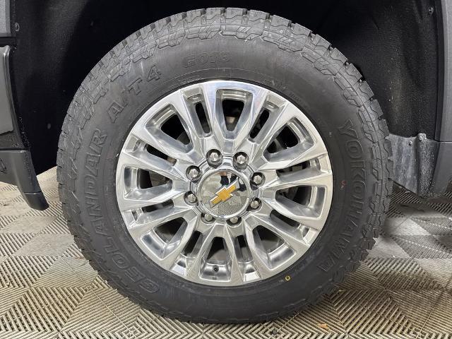 2022 Chevrolet Silverado 3500HD 4WD Crew Cab Standard Bed High Country