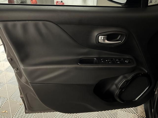 2018 Jeep Renegade Altitude FWD