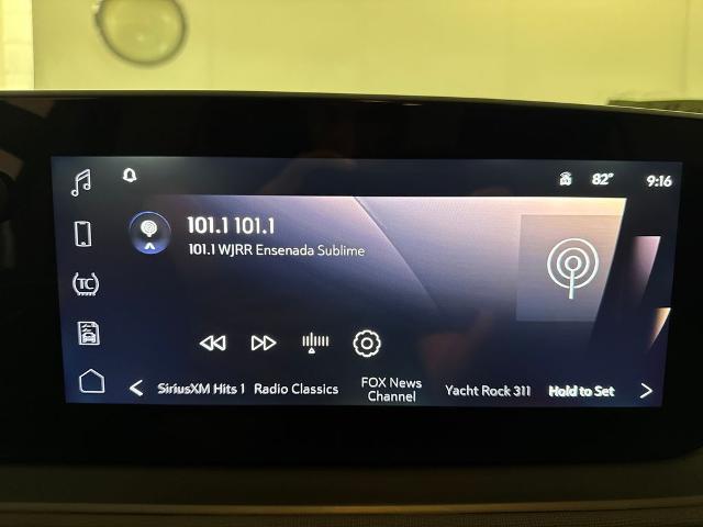 2025 Buick NV Avenir FWD