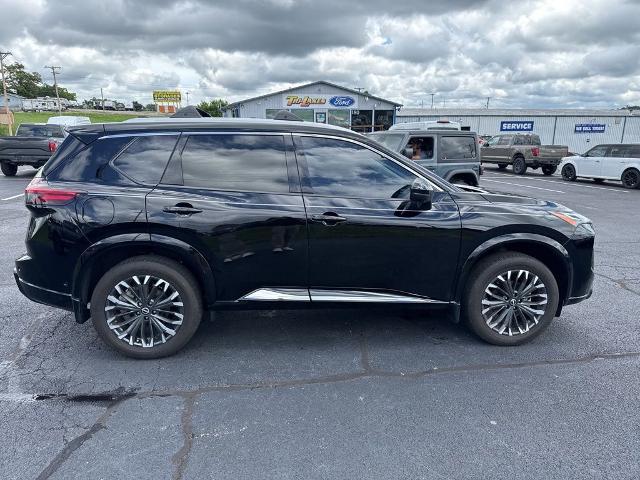 2025 Nissan Rogue Platinum FWD