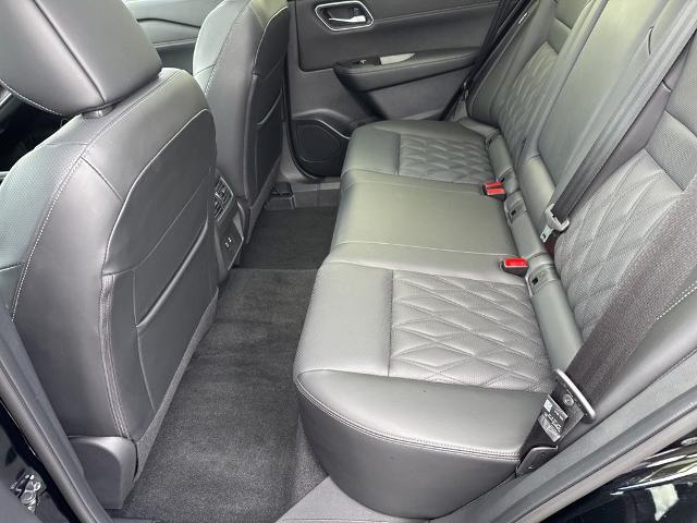 2025 Nissan Rogue Platinum FWD