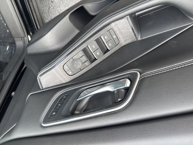 2025 Nissan Rogue Platinum FWD