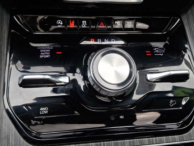 2023 Jeep Wagoneer Series III 4x4