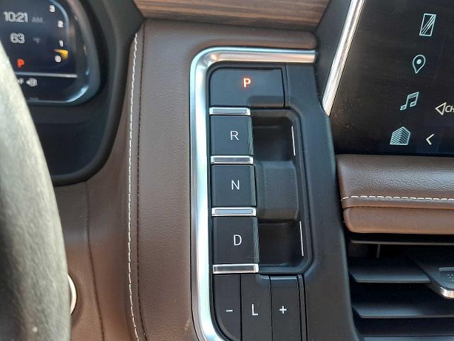 2022 Chevrolet Suburban 4WD High Country