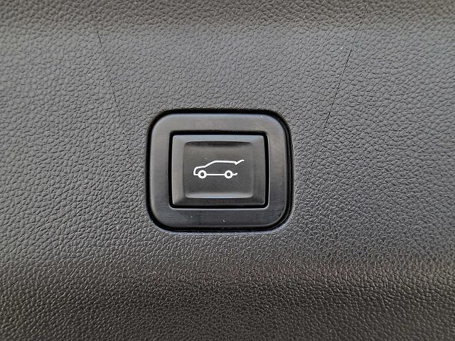 2022 Chevrolet Suburban 4WD High Country