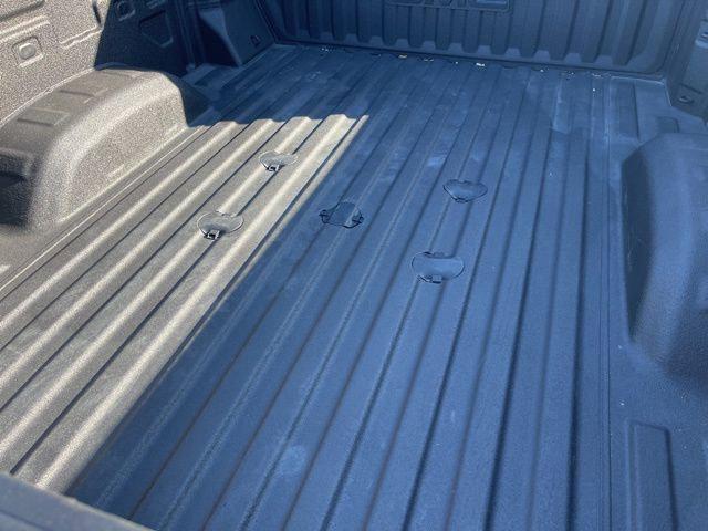 2026 GMC Sierra 2500HD Crew Cab, Standard Bed, AT4, 4WD