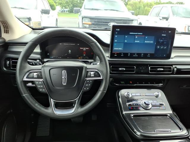 2022 Lincoln Nautilus Standard