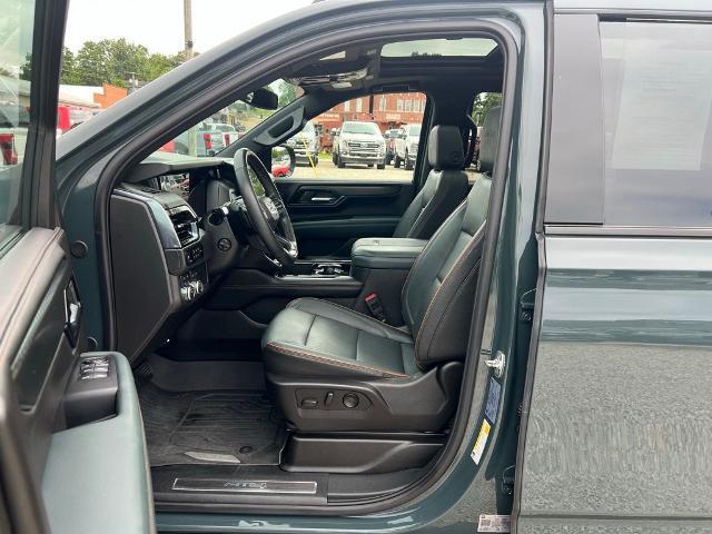 2025 GMC Yukon 4WD AT4