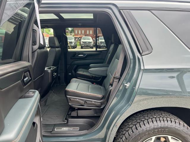 2025 GMC Yukon 4WD AT4