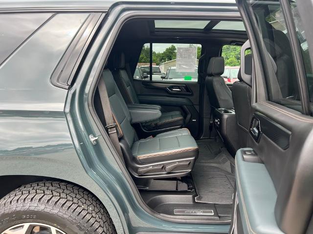 2025 GMC Yukon 4WD AT4