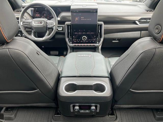 2025 GMC Yukon 4WD AT4