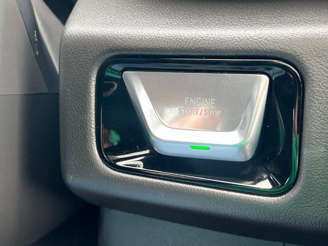 2025 GMC Yukon 4WD AT4