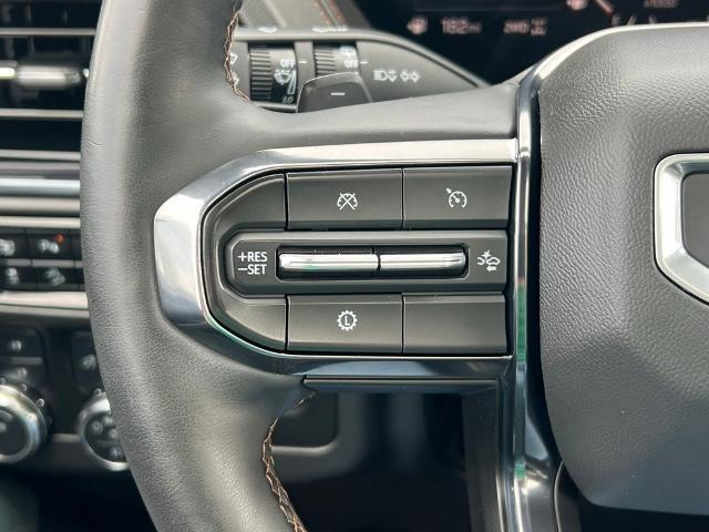 2025 GMC Yukon 4WD AT4