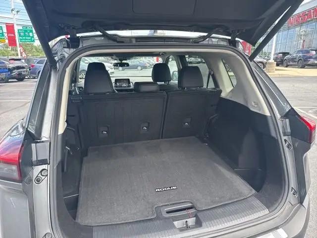 2023 Nissan Rogue SV Intelligent AWD