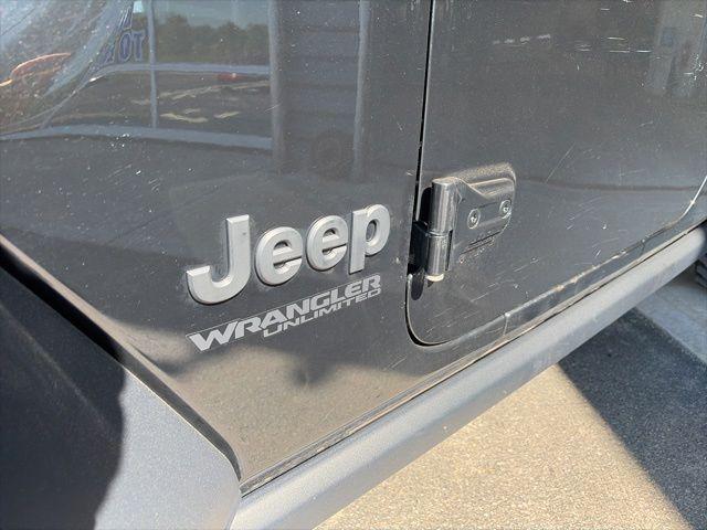 2020 Jeep Wrangler Willys Sport 4x4
