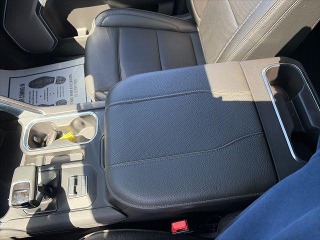 2025 GMC Sierra 1500 4WD Crew Cab Short Box Denali