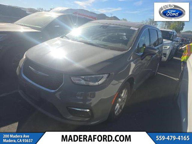 2023 Chrysler Pacifica Touring L for sale in Madera, CA