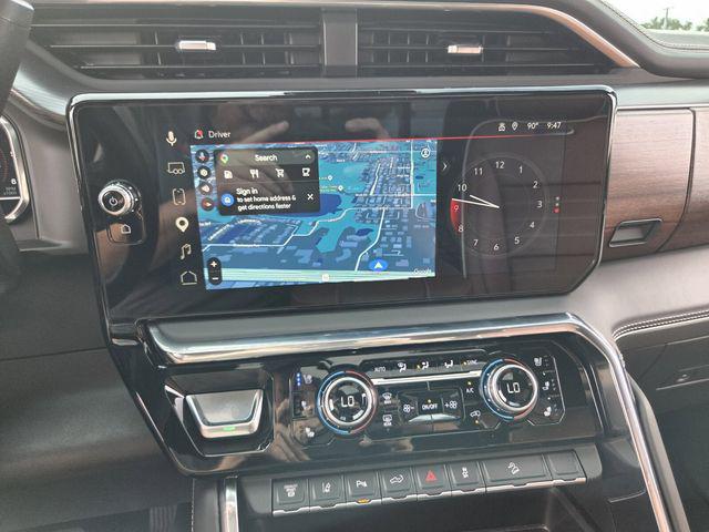 2025 GMC Sierra 3500HD 4WD Crew Cab Standard Bed Denali Ultimate