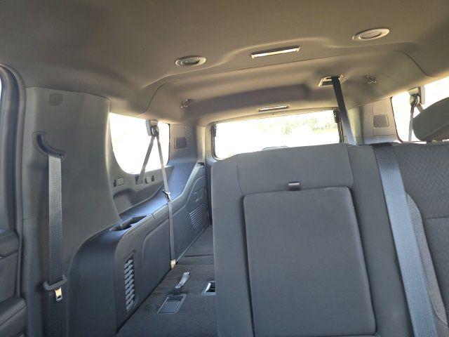 2022 Chevrolet Suburban 2WD LS