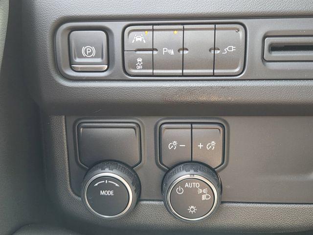 2022 Chevrolet Suburban 2WD LS