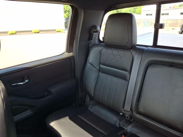 2022 Nissan Frontier Crew Cab PRO-4X 4x4
