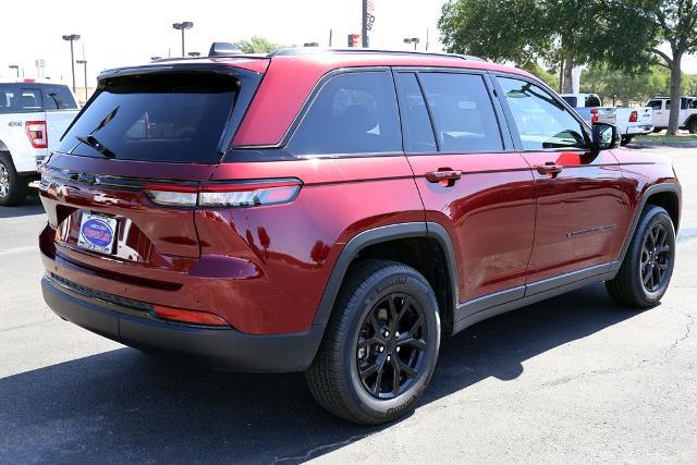 2024 Jeep Grand Cherokee Altitude 4x2