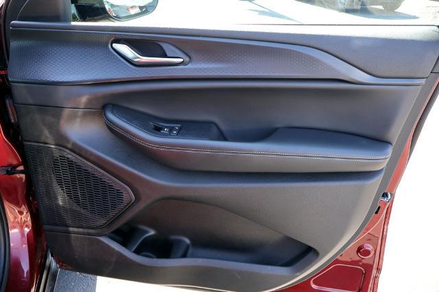 2024 Jeep Grand Cherokee Altitude 4x2