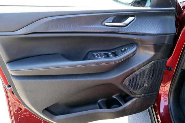 2024 Jeep Grand Cherokee Altitude 4x2
