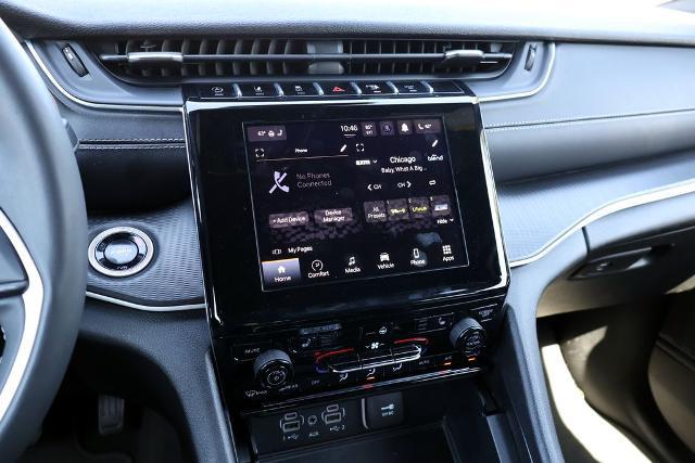 2024 Jeep Grand Cherokee Altitude 4x2