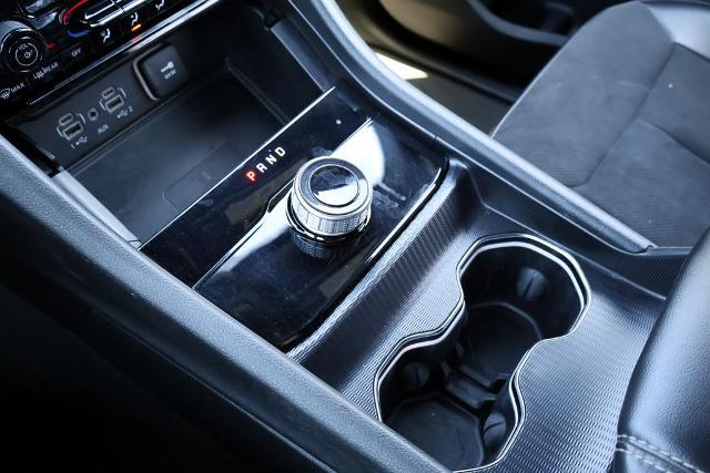 2024 Jeep Grand Cherokee Altitude 4x2