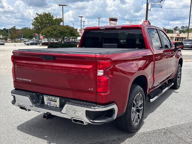 2022 Chevrolet Silverado 1500 4WD Crew Cab Short Bed LT