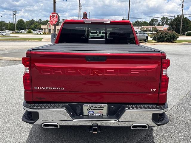 2022 Chevrolet Silverado 1500 4WD Crew Cab Short Bed LT
