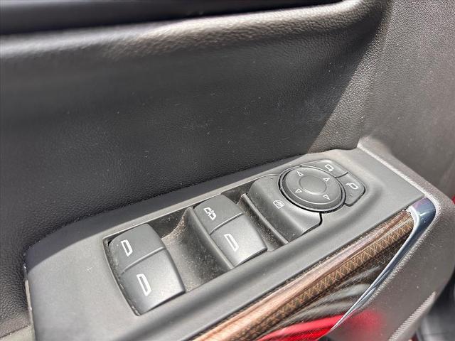 2022 Chevrolet Silverado 1500 4WD Crew Cab Short Bed LT