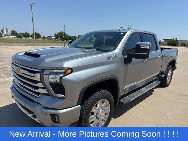 2024 Chevrolet Silverado 2500HD 4WD Crew Cab Standard Bed High Country for sale in Oklahoma City, OK