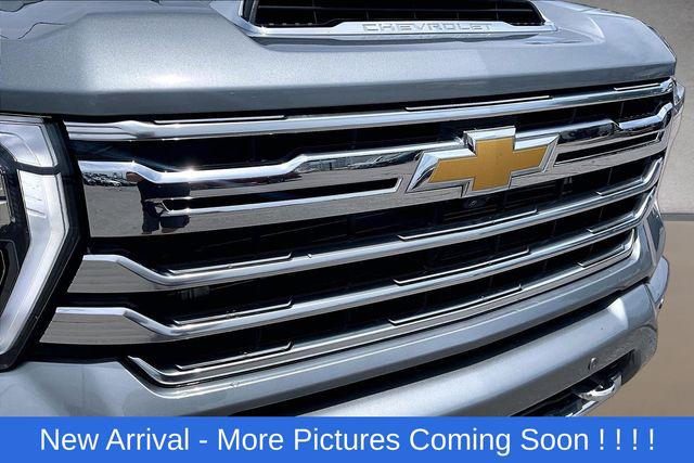 2024 Chevrolet Silverado 2500HD 4WD Crew Cab Standard Bed High Country