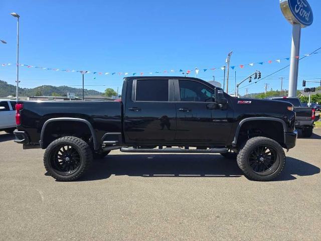 2022 Chevrolet Silverado 2500HD 4WD Crew Cab Standard Bed LT