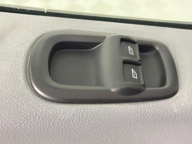 2018 Ford Transit 148 WB Low Roof Cargo