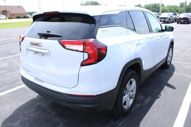 2024 GMC Terrain FWD SLE
